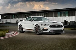 7 Ford Mustang